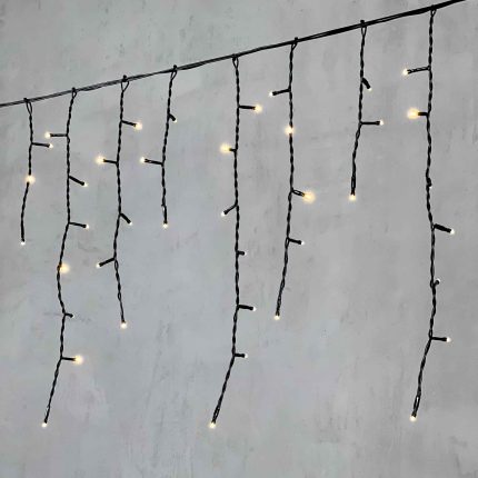 Гирлянда Бахрома 4,9 x 0,5 м Тепло-Белая 220В, 240 LED, Провод Черный ПВХ, IP54