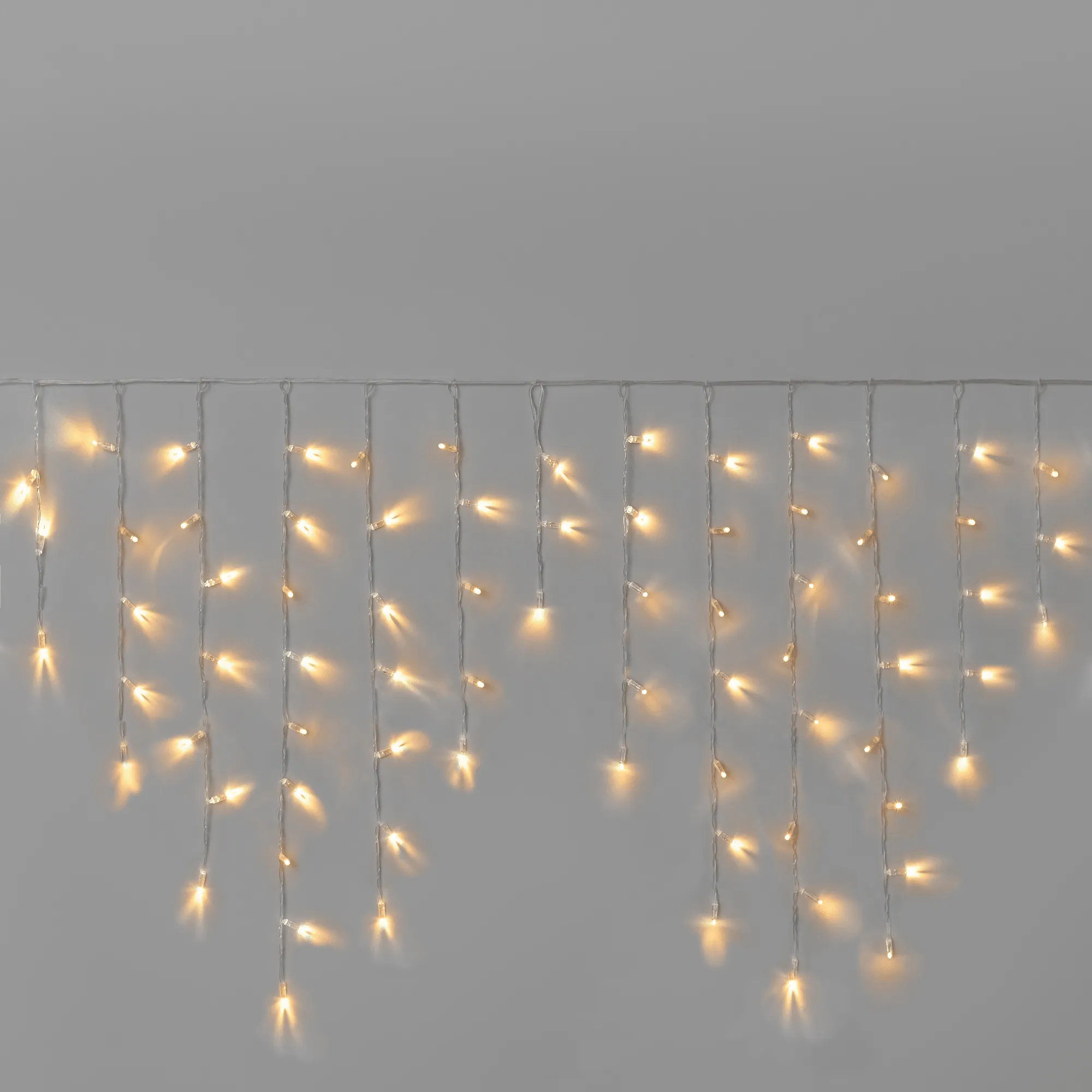 girljanda-bahroma-3-1-x-0-9-m-teplij-belij-220v-144-led-provod-prozrachnyj-pvh-2-3-mm-ip65