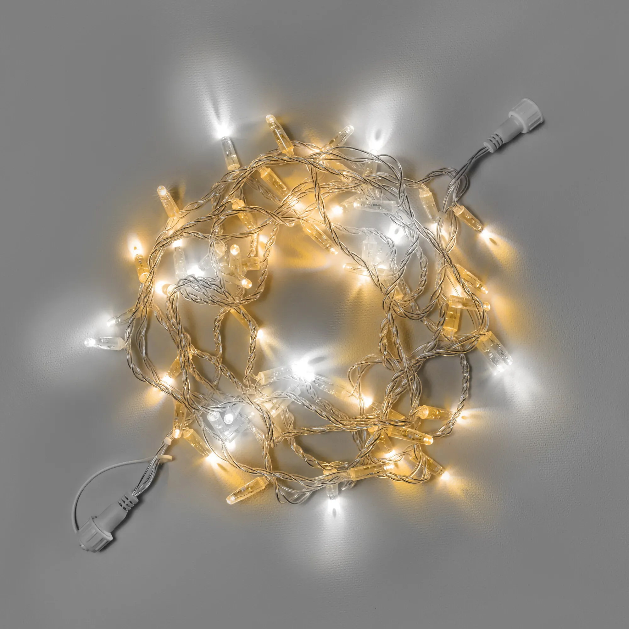 girljanda-nit-10-m-teplaja-belaja-mercajushhaja-24-v-100-led-provod-prozrachnyj-pvh-2-3-mm-ip65