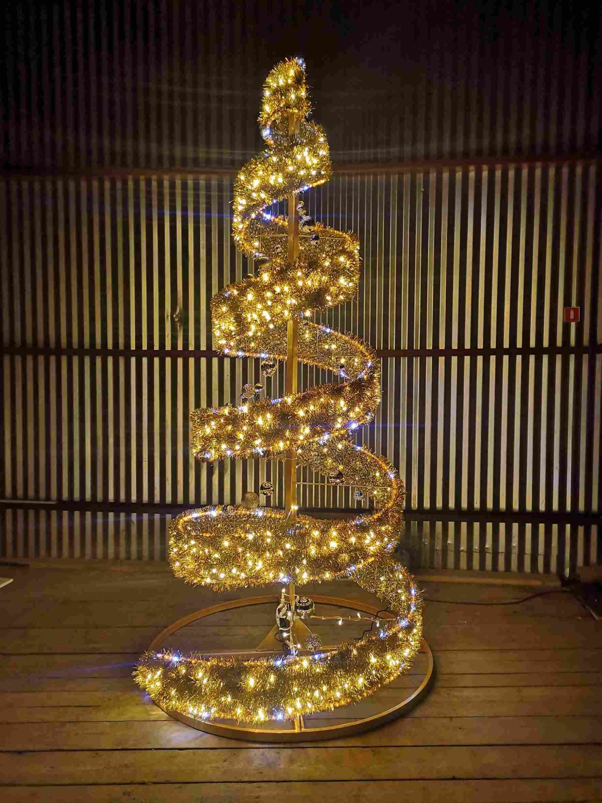 Елочка ЗОЛОТАЯ (2)